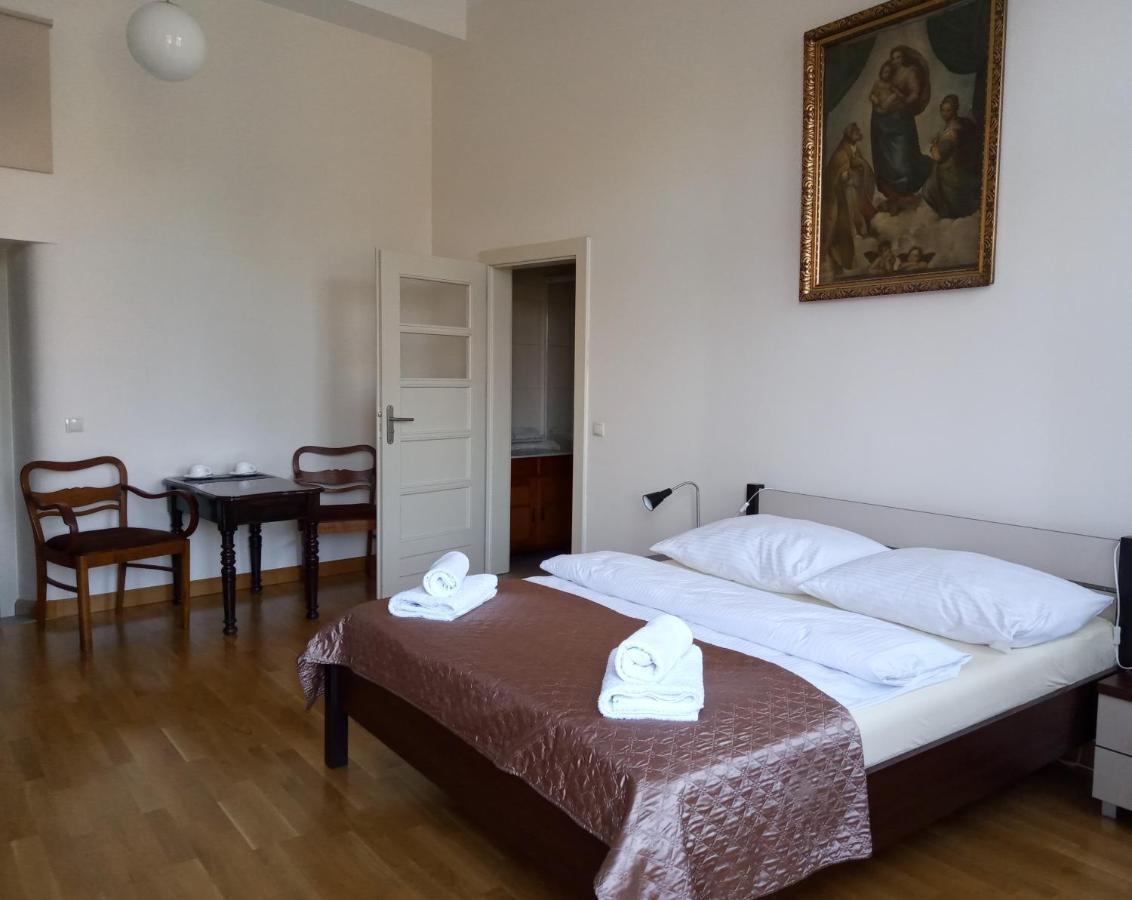 Dom Notre Dame Bed & Breakfast Wroclaw Luaran gambar